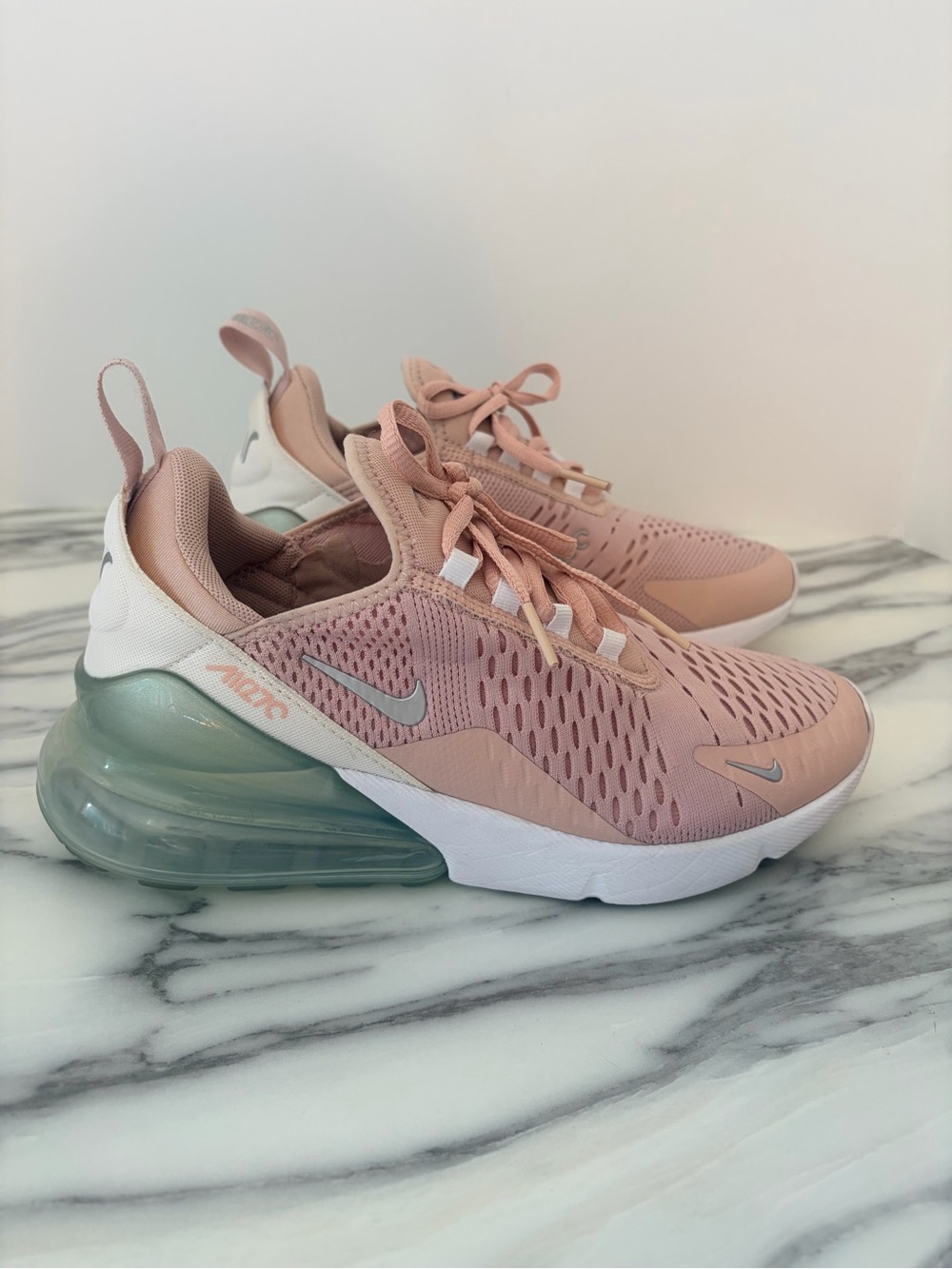 Nike Air Max 270 size 8 Pink Oxford DM8326-600